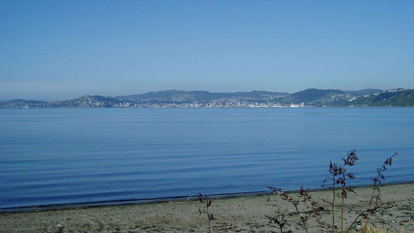 阿舒尔83号滨海汽车旅馆