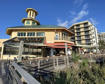 Luau Beachside Condo With Ocean View at Sandestin Golf & Beach Resort - 米拉马海滩 - 建筑