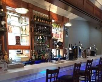 巴斯阅兵公园酒店 - 巴斯 - 酒吧