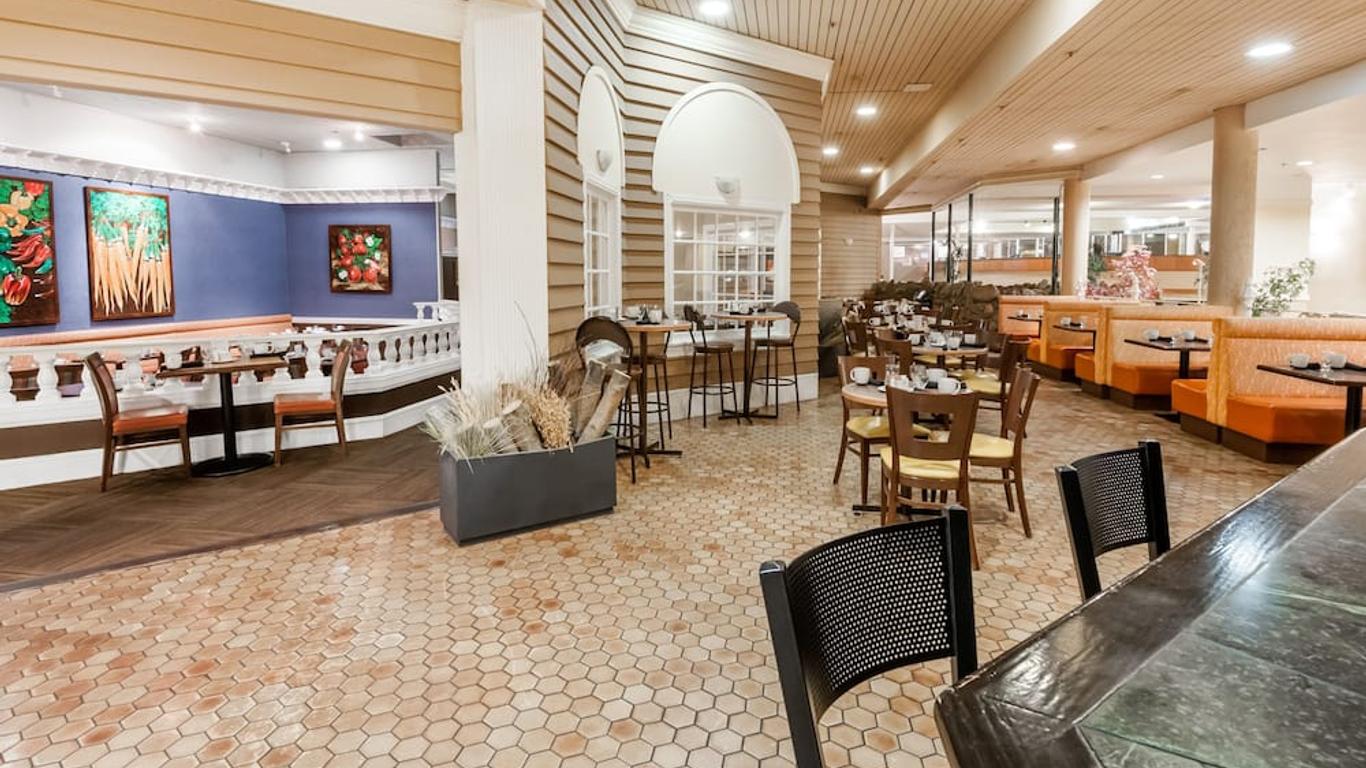 埃德蒙顿酒店及会议中心