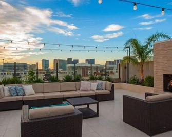 Peony At Millennium - Elegant 2 Bdr In Houston - 休斯顿 - 阳台