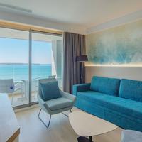 丰塔内利亚斯海滩公寓式酒店