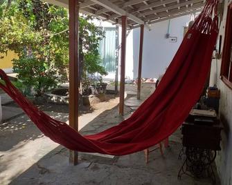 Comfortable Independent Room With Air Conditioning - 卡塔赫纳 - 露台