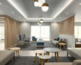 万豪 Towneplace 套房酒店杜鲁斯 - 德卢斯 - 休息厅