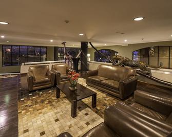 254 塞雷尼真棒酒店 - 内罗毕 - 休息厅