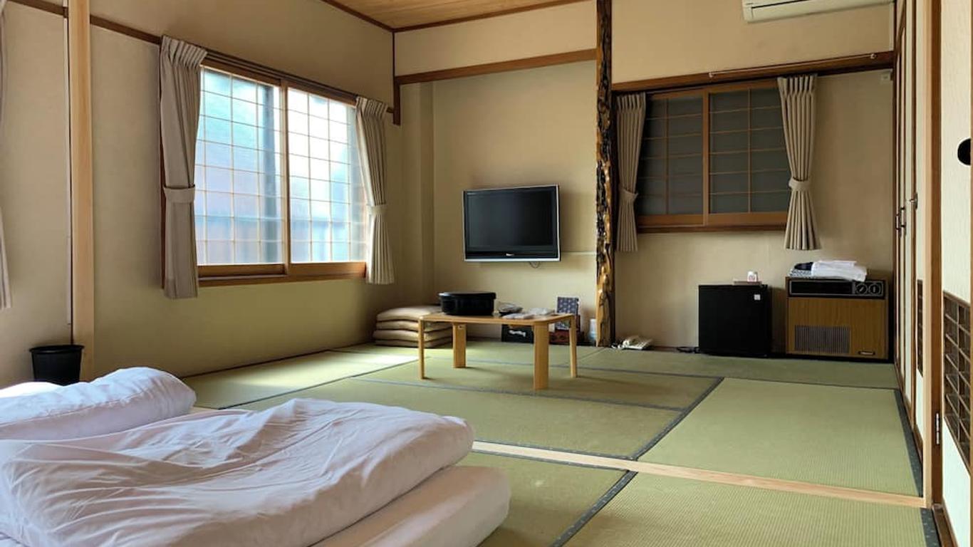 桑谷屋民宿