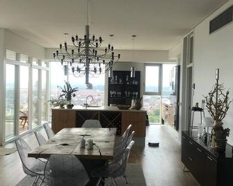Unik udsigt og beliggenhed - 奥胡斯 - 餐厅