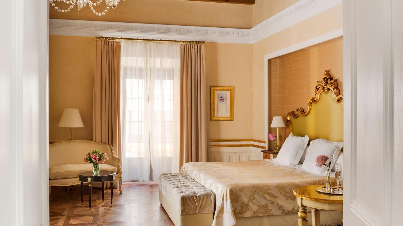 塞维利亚卡萨1800酒店