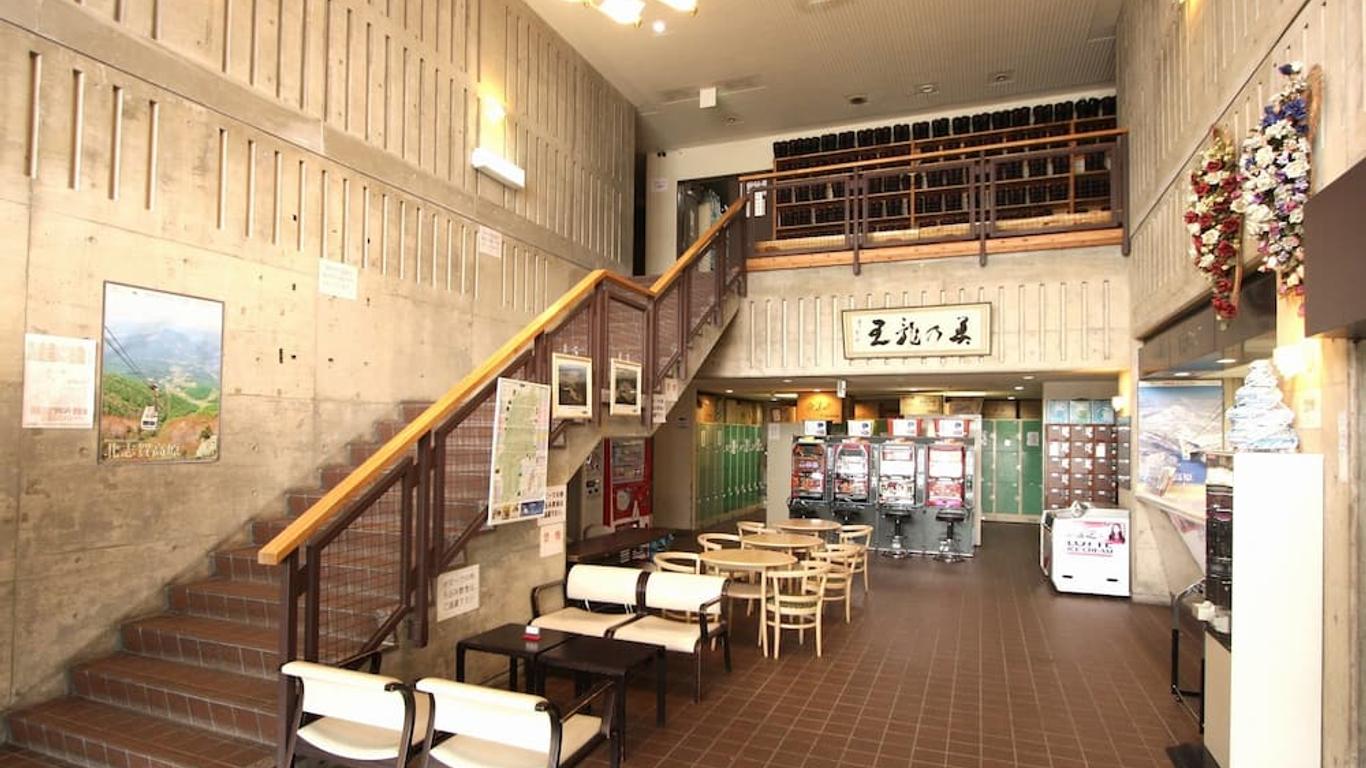一龙王小屋酒店