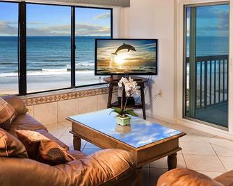 Amelia Island Oceanfront 2 Master Suites - 费南迪纳比奇 - 客厅