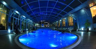 和谐酒店 - 亚的斯亚贝巴 - 游泳池