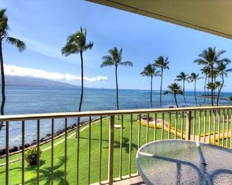 Oceanfront 3rd Floor Unit at Maalaea Kai Complex - 玛雷亚 - 阳台
