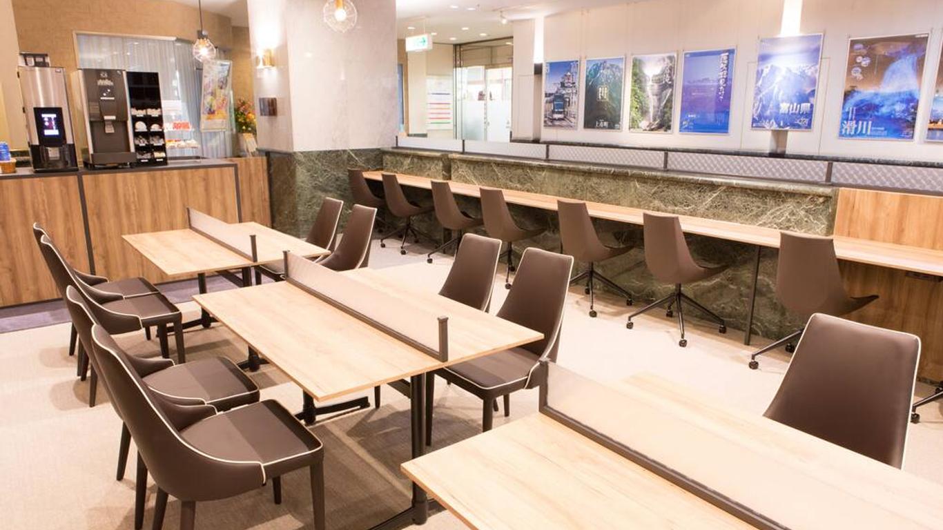 富山地铁酒店