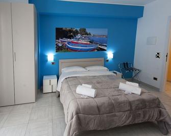 B&B Al Duomo Milazzo - 米拉佐 - 睡房