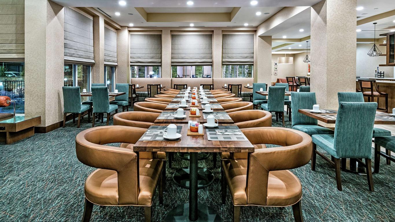 圣马科斯希尔顿花园酒店