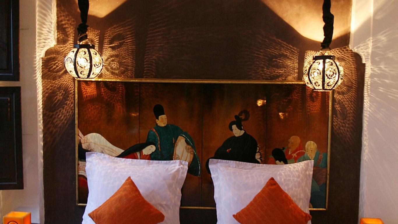马扎伊尔庭院酒店