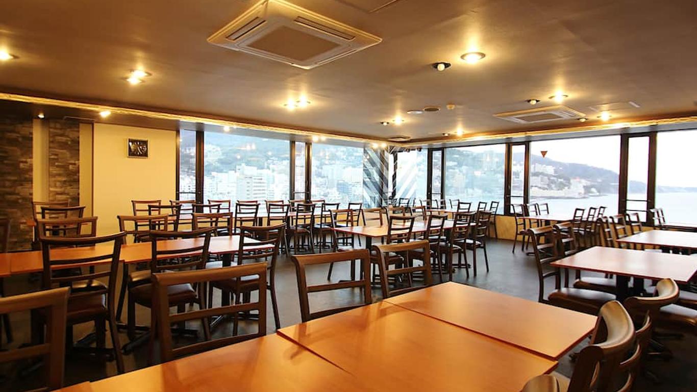 Uomisaki酒店