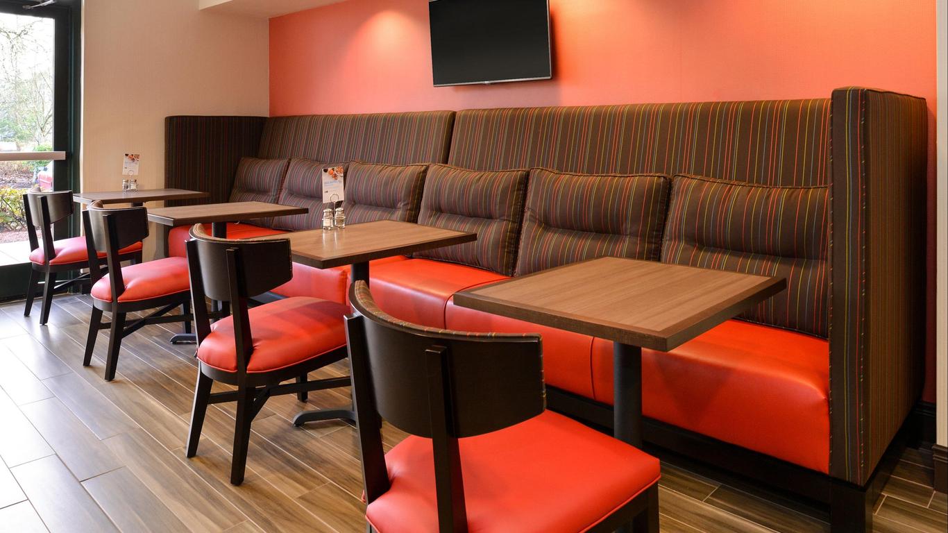 波特兰西 - 希尔斯伯勒智选假日酒店 - IHG 旗下酒店