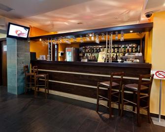 奧克霍尼克飯店 - 莫斯科 - 酒吧