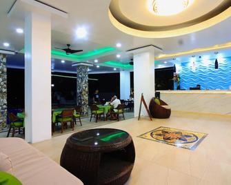 马娜拉海景度假酒店 - 加莱拉港 - 大厅