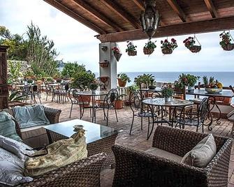 B&b Villa Antica - 伊斯基亚 - 露台