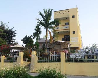霍姆兰河住家酒店 - 会安 - 建筑