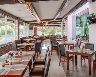 克雷塔罗卵克里斯塔尔假日酒店 - 克雷塔罗 - 餐馆