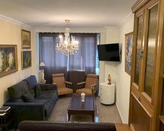Torr apartments in Madrid 120 meters: Av América / Cartagena / López de Hoyos - 马德里 - 客厅