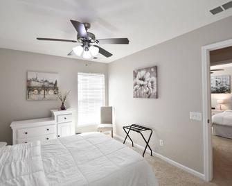 @clean / Sanitized@ South Charlotte 3b Home - 夏洛特 - 睡房