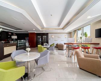 迪拜德拉星光大都市公寓酒店 - 迪拜 - 餐馆