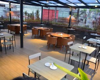 楠榜云娜酒店 - 南榜港 - 餐馆