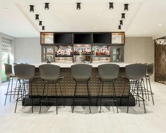 奥斯汀大学区双树酒店 - 奥斯汀 - 酒吧