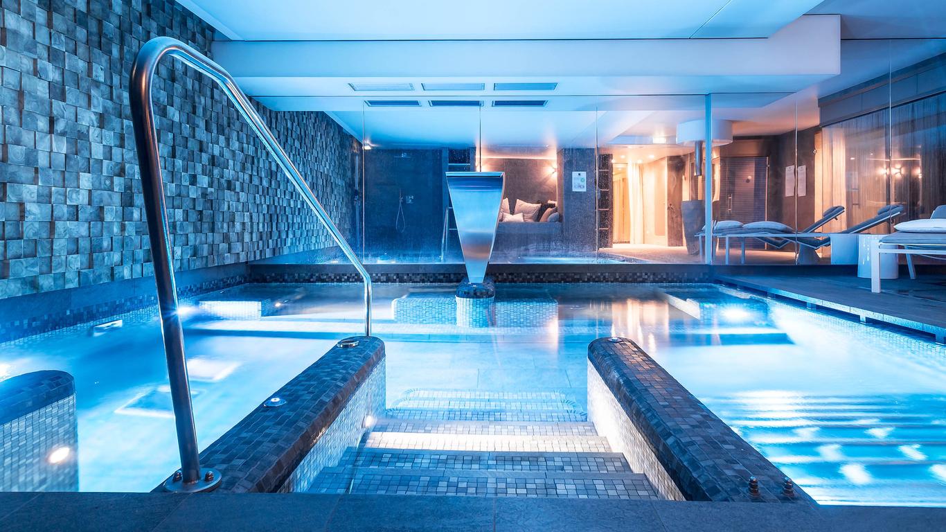 巴尔萨泽美 Spa 雷恩憬阁索菲特酒店