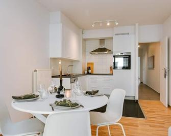 Stylish Apartment With Terrace And Balco - 安特卫普 - 餐厅