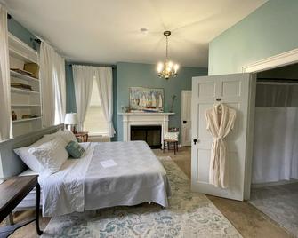 梅多斯 B&B 酒店 - 新伯尔尼 - 睡房