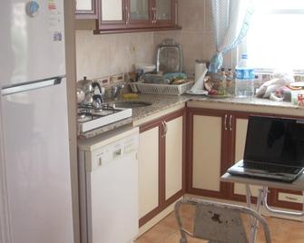 Mahmutlar Home Close To Beach - 阿拉尼亚 - 厨房