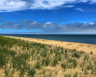 Private Beach Cottage For Two In Sconset - 楠塔基特 - 海滩