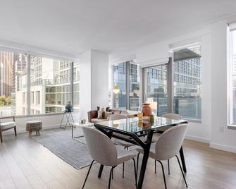 Bright 2BR w/ Gym, Rooftop, near Instagram & Facebook, by Blueground - 旧金山 - 餐厅