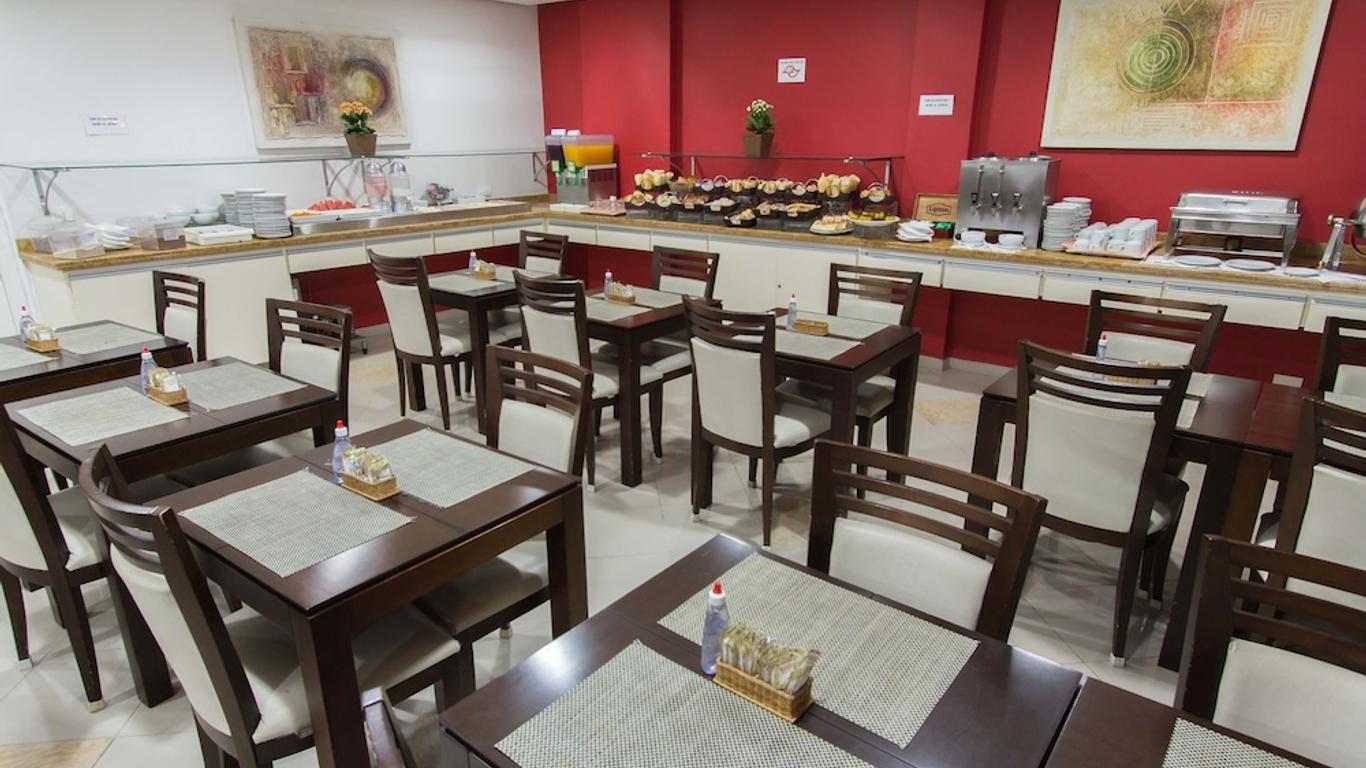 市中心优尼克拉斯酒店