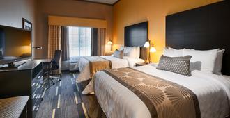 贝斯特韦斯特翡翠套房优质酒店 - 加登城(堪萨斯州) - 睡房