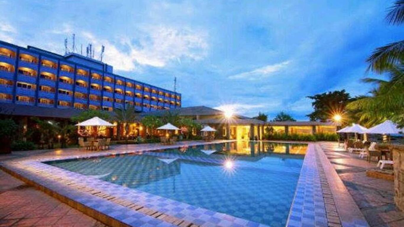 潘格兰海滩酒店