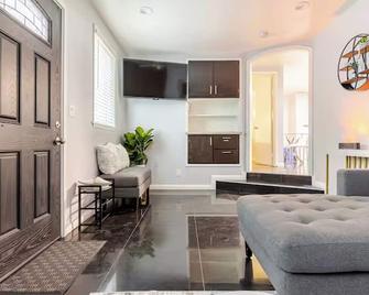 Victorian Retreat Near Oakland & Sf Hotspots - 奥克兰 - 客厅