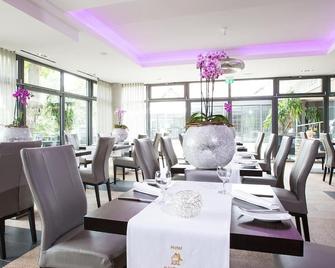 瓦瑟堡养生酒店 - 研讨会酒店 - 沃尔夫斯堡 - 餐馆