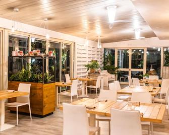 克里斯塔洛雷勒斯贝斯特韦斯特修尔住宿精选酒店 - 蒂沃利 - 餐馆