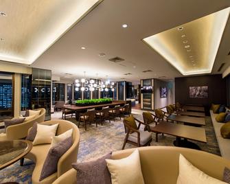 冲绳港湾豪景全日空皇冠假日酒店 - 那霸 - 大厅