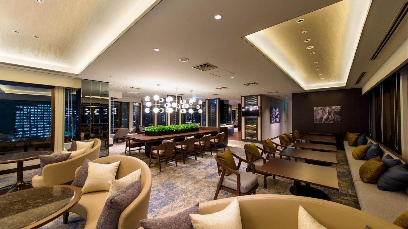 冲绳港湾豪景全日空皇冠假日酒店