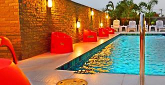 德维拉素万那普酒店 - 曼谷 - 游泳池