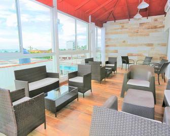3 Bedrooms Apartment For Rent At Rig Puerto Malecon {breakfast Is Included} - 圣多明各 - 餐馆