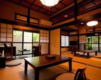 汤布院布袋屋 - 由布市 - 睡房
