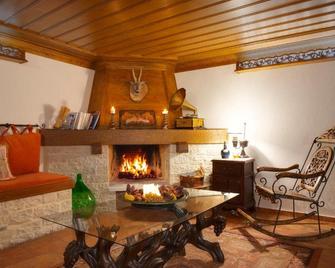 Archontariki Historic Boutique Hotel - 约阿尼纳